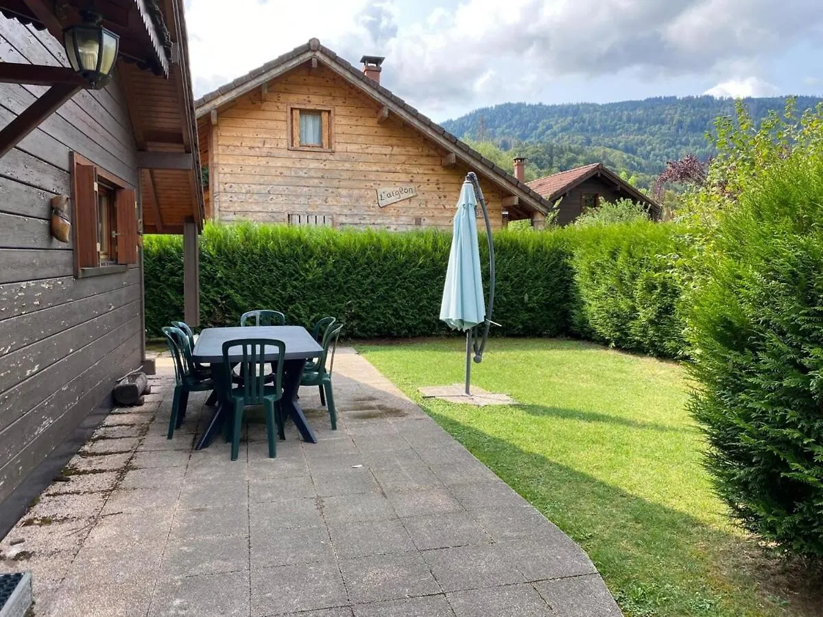 Chalet Avec Jardin, Au Pied Du Skibus, Proche De Samoens Verchaix 0*,  France